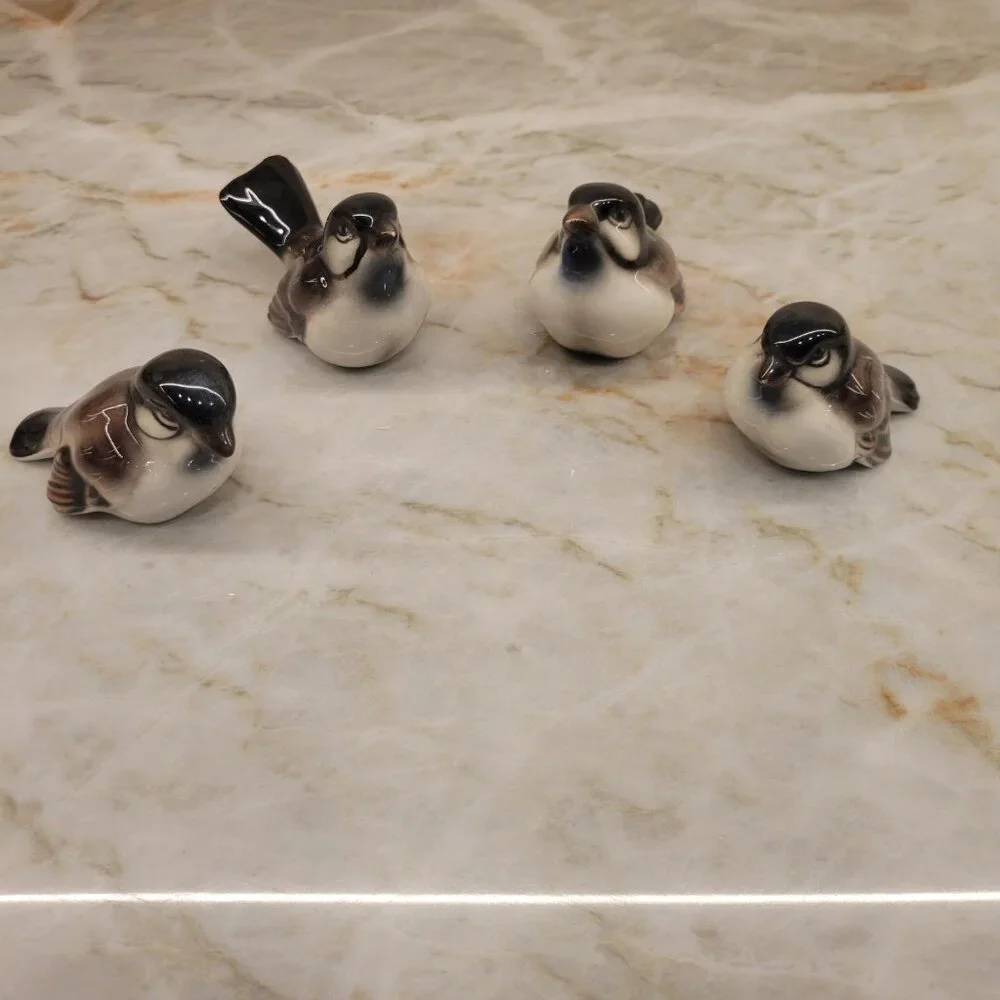 4 Vintage Porcelain Austria Crown E and R Chickadee Songbird Figurines--$25 - Picture 1 of 2